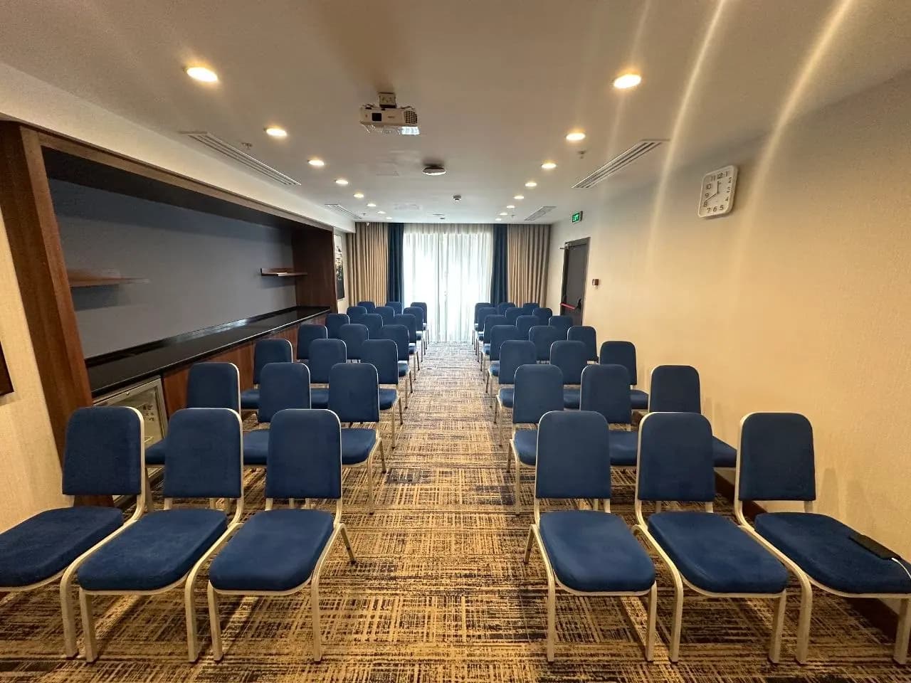 Conference hall (CB42) 1