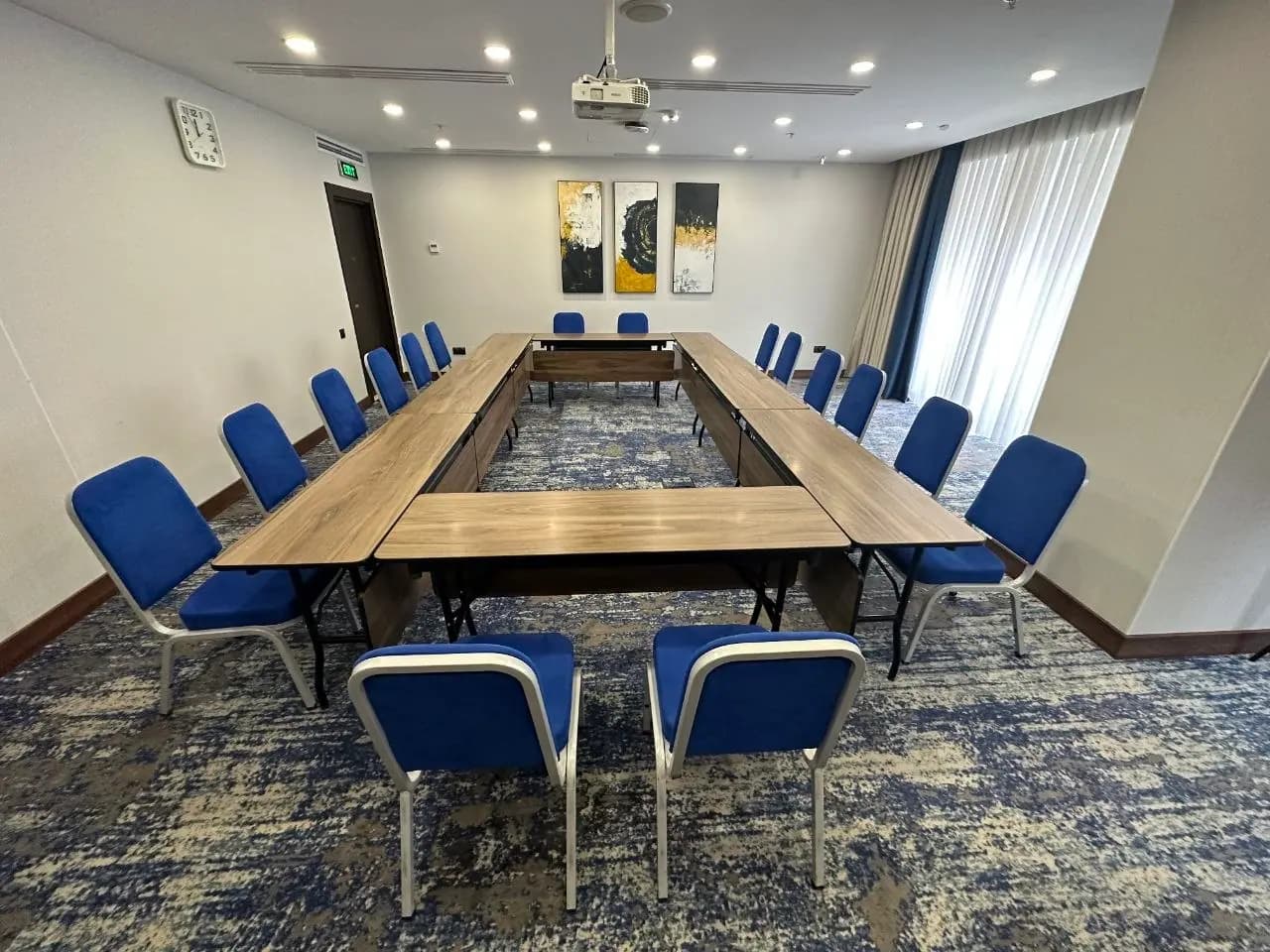 Conference hall (CT36) 3
